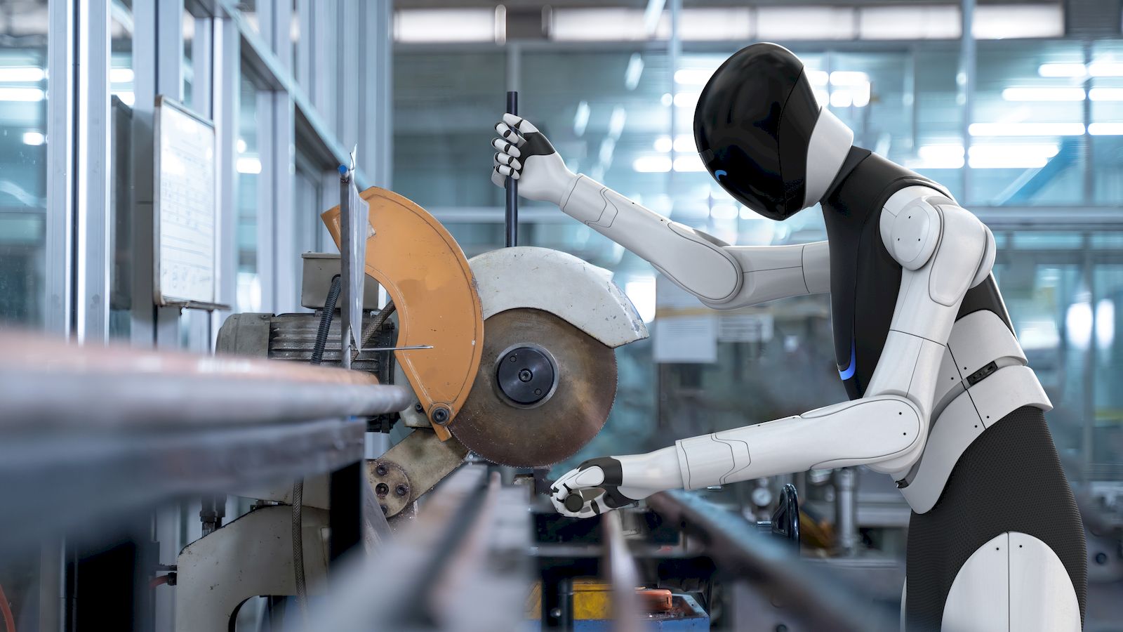 Robot humanoide trabajando en una fábrica con maquinaria industrial